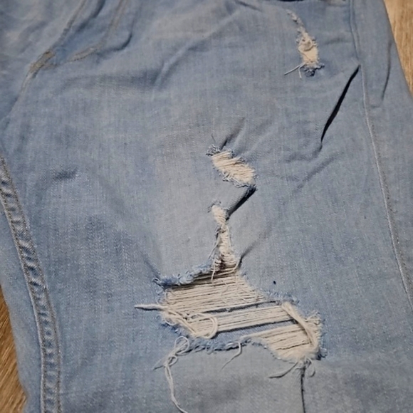 Hollister Jeans - Picture 3 of 7